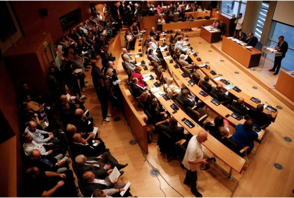 Δήμοι: Παρανομούν πάνω από 100 σε όλη τη χώρα - «Ξέχασαν» να… εκλέξουν «Συμπαραστάτη του Δημότη»